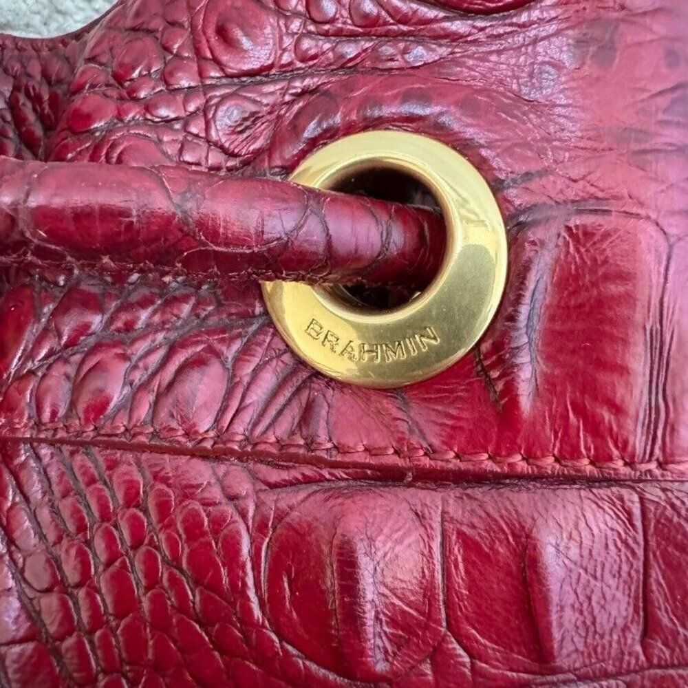 Brahmin Vintage Red Croc Embossed Leather Bucket Large Hobo Shoulder Bag Purse - Picture 8 of 11